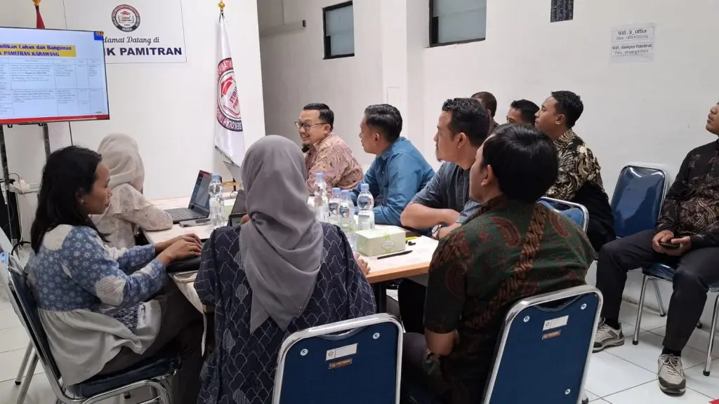Visitasi dan Evaluasi Lapangan Kampus STMIK Pamitran